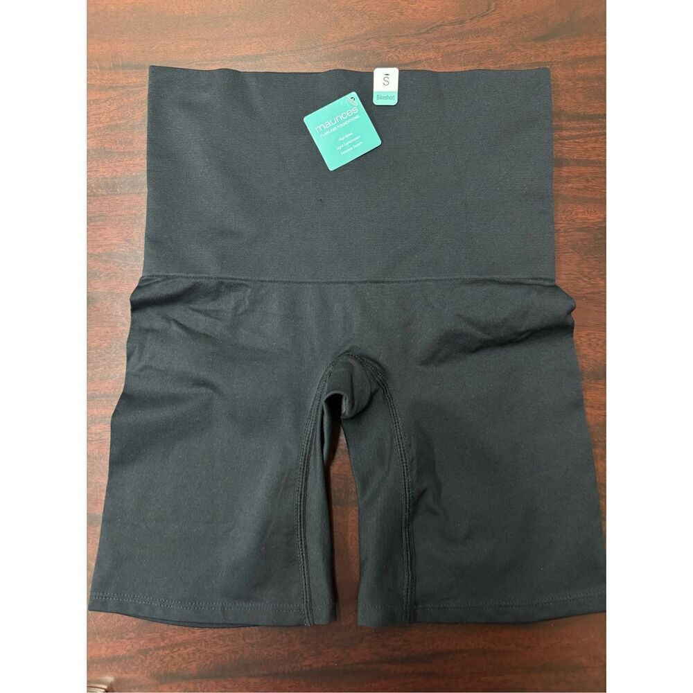 NWT Maurice’s Black Bikeshort Size Small